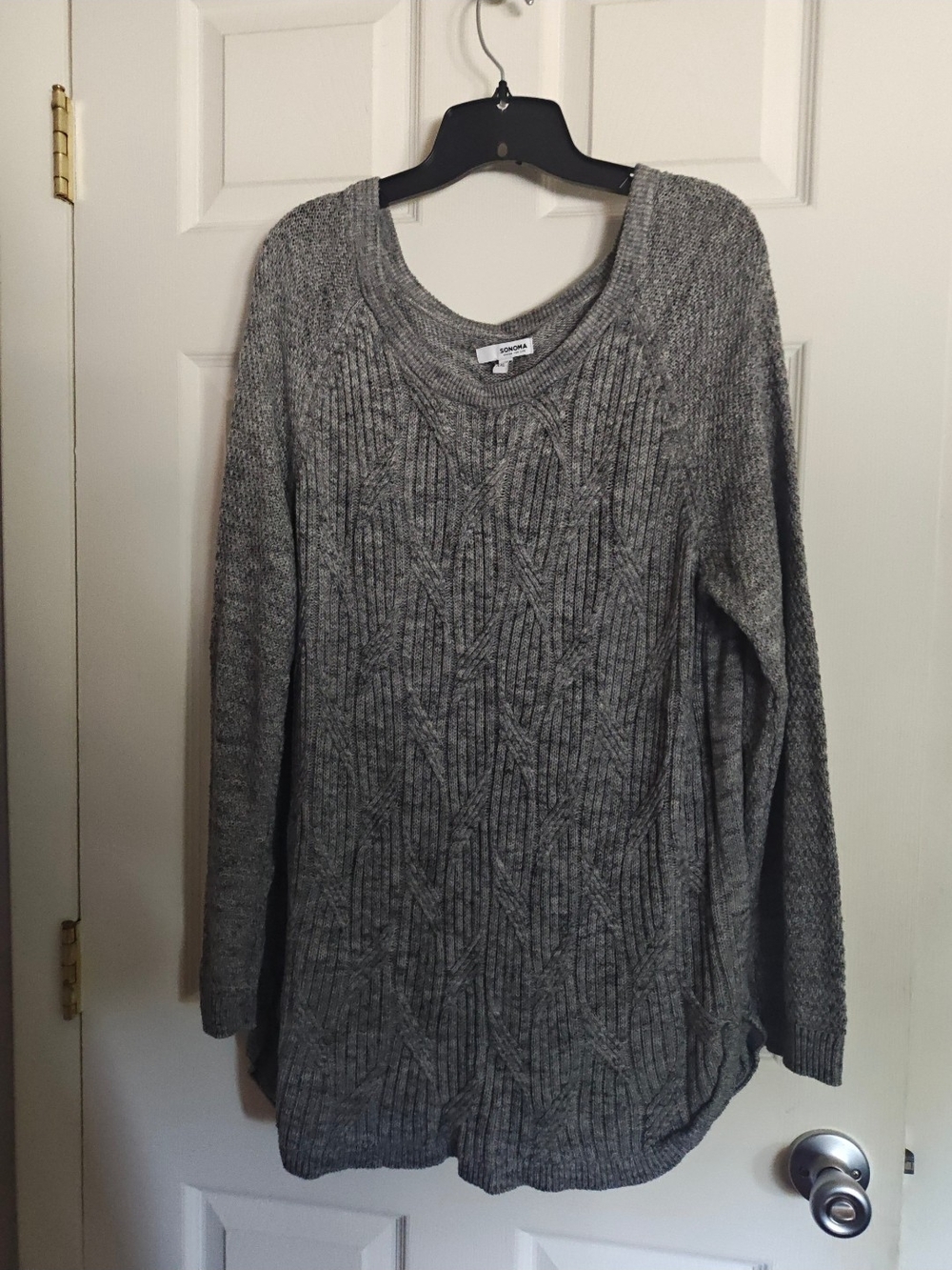 Cable-Knit Scoop Neck Sweater in Gray - Women's Relaxed Fit